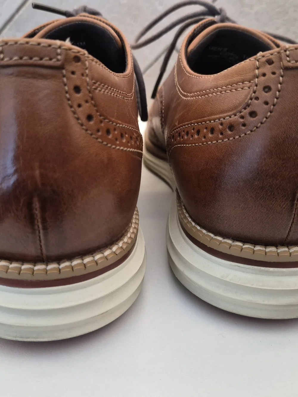 Cole Haan British Tan Classic Brogue Perforations Short Wingtip Oxfords Size 11.